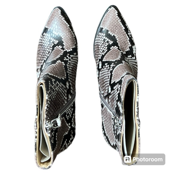 So cool! Snake print ankle boot zippered 6 Nordstrom 14th & Union NEW NIB - Picture 6 of 6
